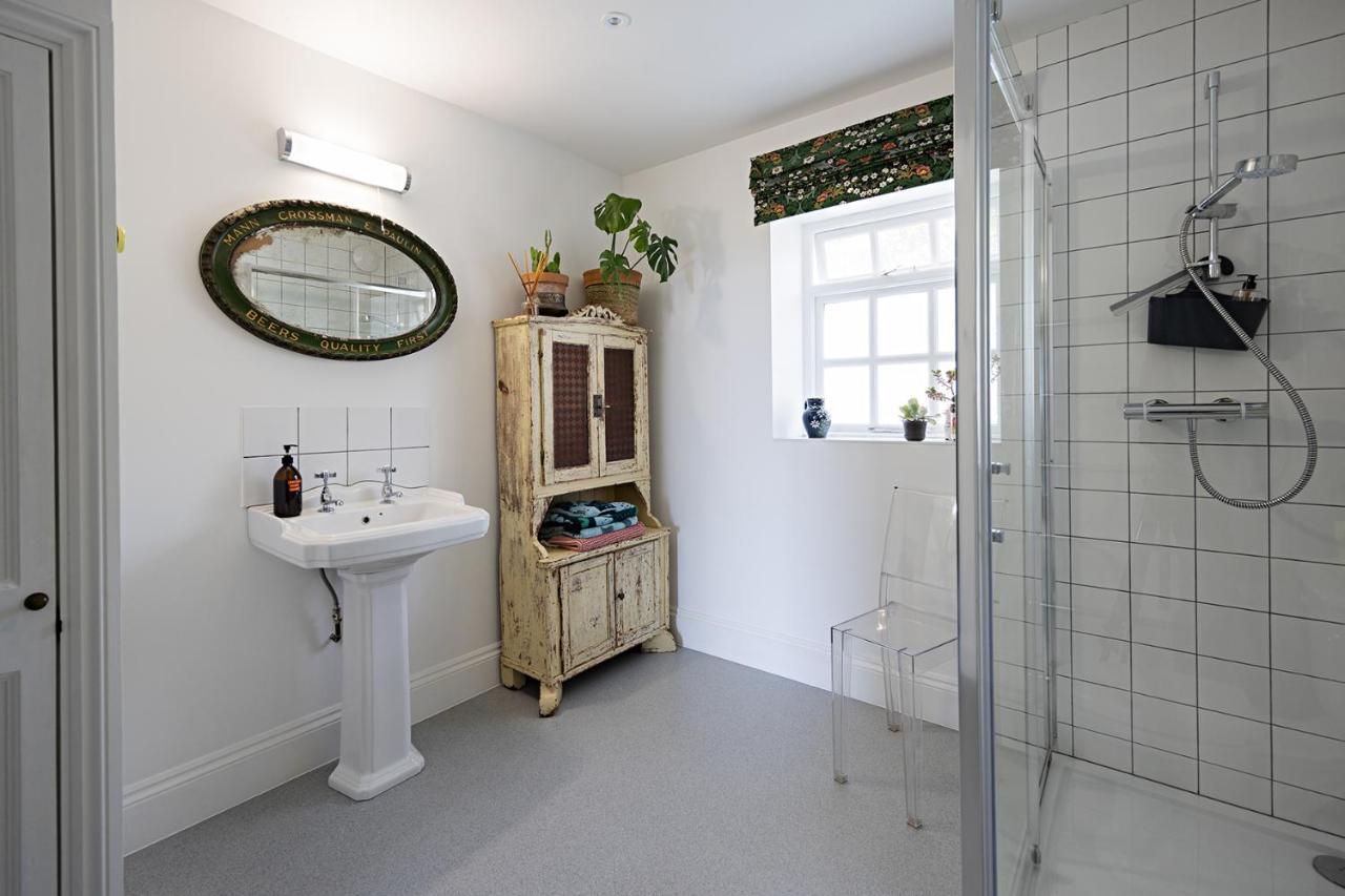 Paramount Apartments Ilfracombe, Arty Seaside Holiday Apartments Zewnętrze zdjęcie